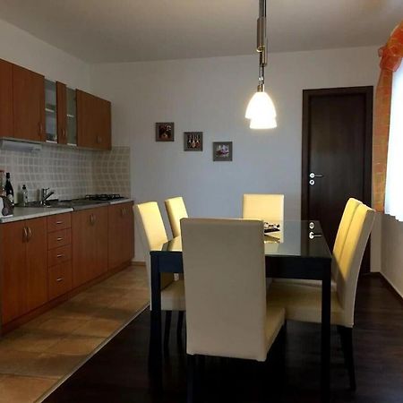 Apartment Ana Сень Экстерьер фото