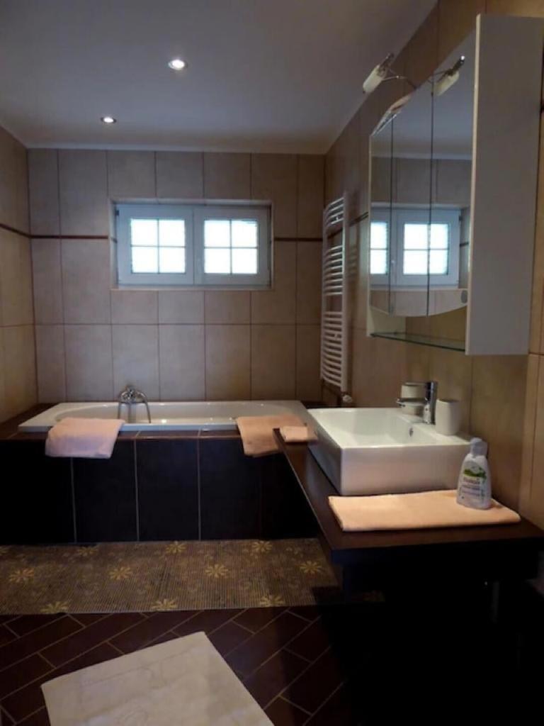 Apartment Ana Сень Экстерьер фото