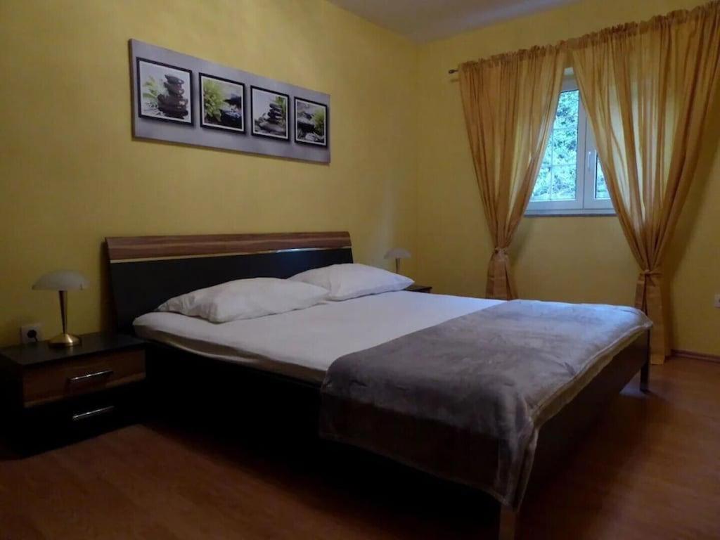 Apartment Ana Сень Экстерьер фото